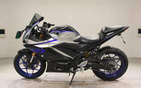 YAMAHA YZF-R25