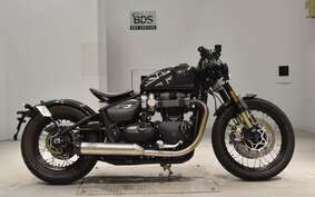 TRIUMPH BONNEVILLE BOBBER 2020 AD90HW