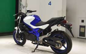 SUZUKI GLADIUS 2011 VK58A