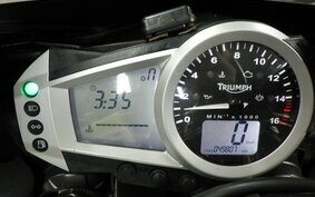 TRIUMPH DAYTONA 675 2009