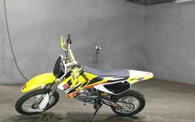 SUZUKI RM85L 不明