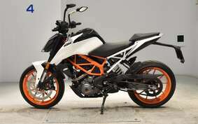 KTM 390 DUKE 2019 JPJ40