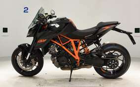 KTM 1290 SUPER DUKE R 2015 V3940