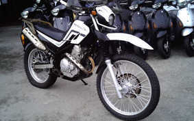 YAMAHA SEROW 250 2005 DG11J