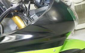 KAWASAKI ZX 10 NINJA R 2004 ZXT00C