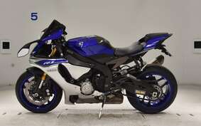 YAMAHA YZF-R1 2015