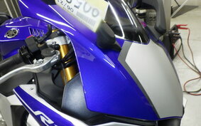 YAMAHA YZF-R1 2016 RN32