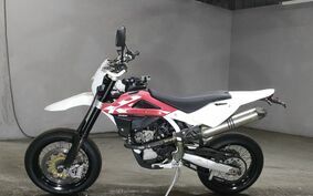 HUSQVARNA SM250R 不明