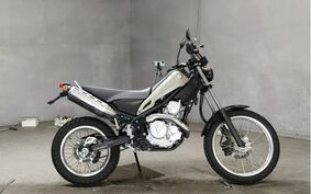 YAMAHA TRICKER DG32J