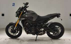 YAMAHA MT-09 A 2015 RN34J