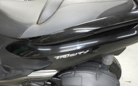 YAMAHA TRICITY 125 SE82J