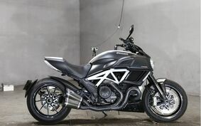 DUCATI DIAVEL Carbon 2016 G105JA