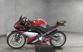 YAMAHA YZF-R125 RE06