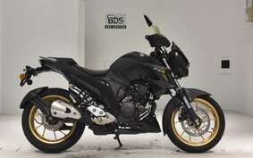 YAMAHA FZS25