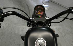 HARLEY XL883N 2011 LE2