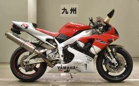 YAMAHA YZF-R1 1999 RN01