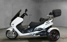 YAMAHA MAJESTY 125 TRIKE SE27