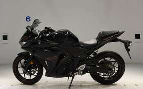 YAMAHA YZF-R25 RG43J