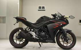 YAMAHA YZF-R25 A RG10J