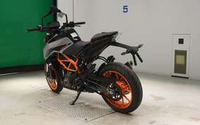 KTM 390 DUKE 2022 JPJ40