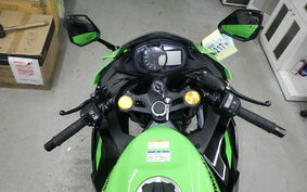 KAWASAKI ZX-25R ZX250E