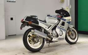 YAMAHA FZR250 2KR