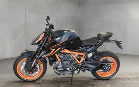 KTM 1290 SUPER DUKE R V39