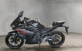 YAMAHA YZF-R25 RG10J