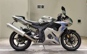 YAMAHA YZF-R6 2004 RJ06