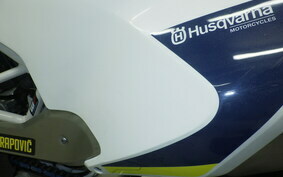 HUSQVARNA 701SM 2019