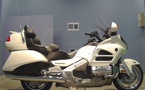 HONDA GL 1800 GOLD WING 2012 SC68