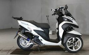 YAMAHA TRICITY 125 SE82J