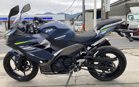 KAWASAKI NINJA 2022 EX400G