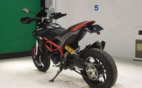 DUCATI HYPERMOTARD 820 2013