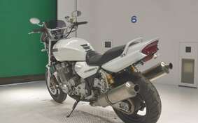 YAMAHA XJR1300 1999 RP01J