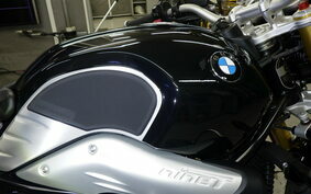 BMW R NINE T 2023