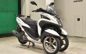 YAMAHA TRICITY 125 SE82J