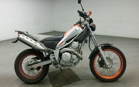 YAMAHA TRICKER DG16J