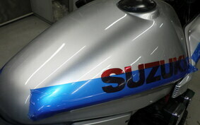 SUZUKI GSX1100S KATANA 2000 GU76A