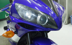 YAMAHA YZF-R1 2005