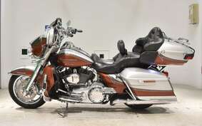 HARLEY FLHTKSE 1800CVO 2013 TEN