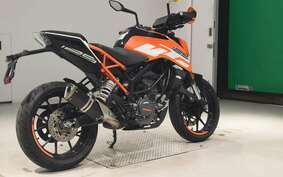 KTM 125 DUKE JPA40