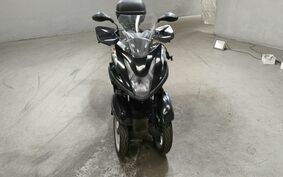 YAMAHA TRICITY 125 SE82J