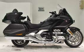 HONDA GL 1800 GOLD WING TOUR DCT 2021 SC79