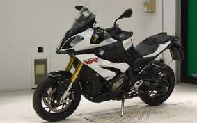 BMW S1000XR 2015