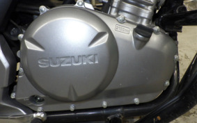 SUZUKI GSR250