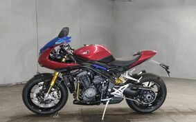 TRIUMPH SPEED TRIPLE 1200 RR S3P0