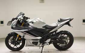 YAMAHA YZF-R3 2020 RH13J