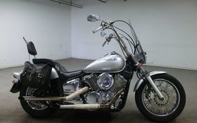 YAMAHA DRAGSTAR 1100 2002 VP13J