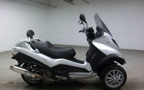 PIAGGIO MP3 250 IE M641